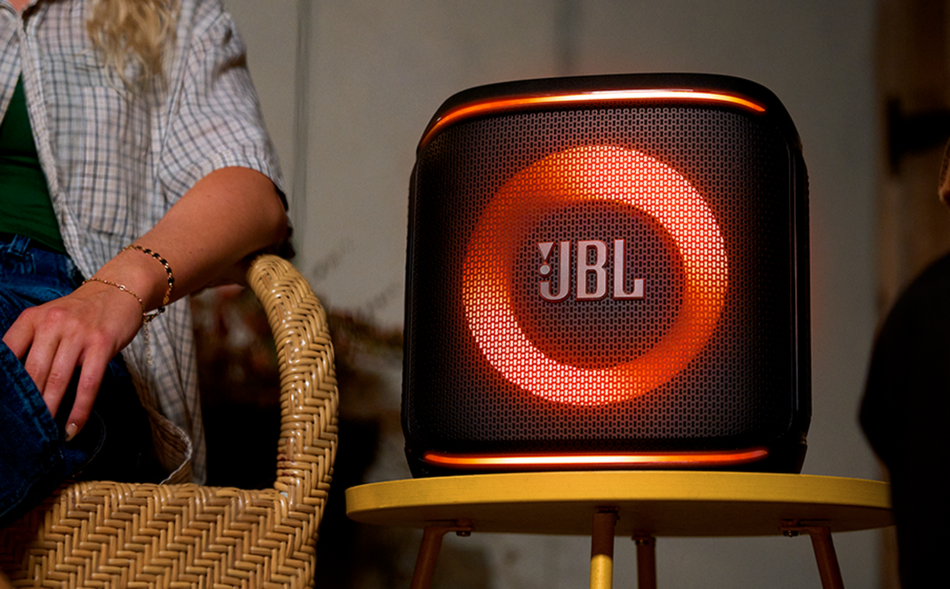 בידורית ניידת PartyBox Encore 2 מבית JBL
