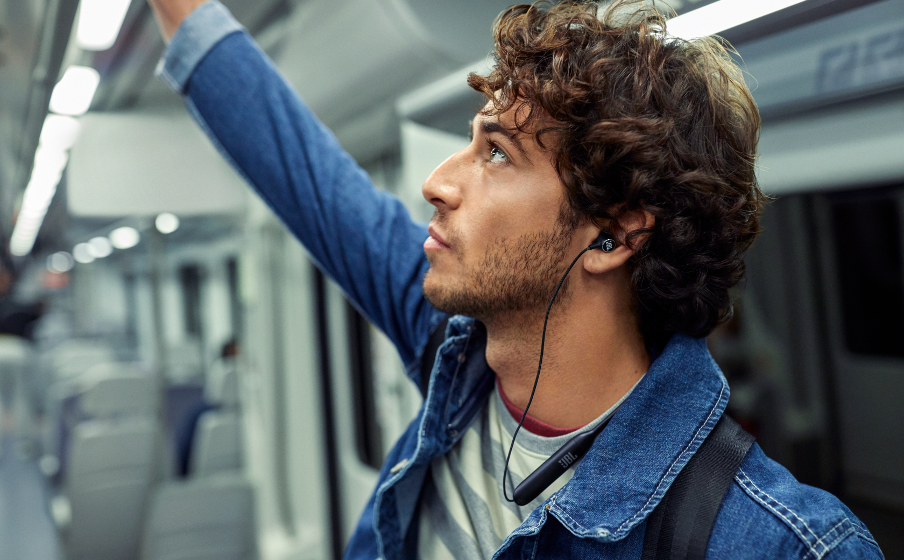 JBL Live 220BT Ambient Aware y tecnología TalkThru - Image