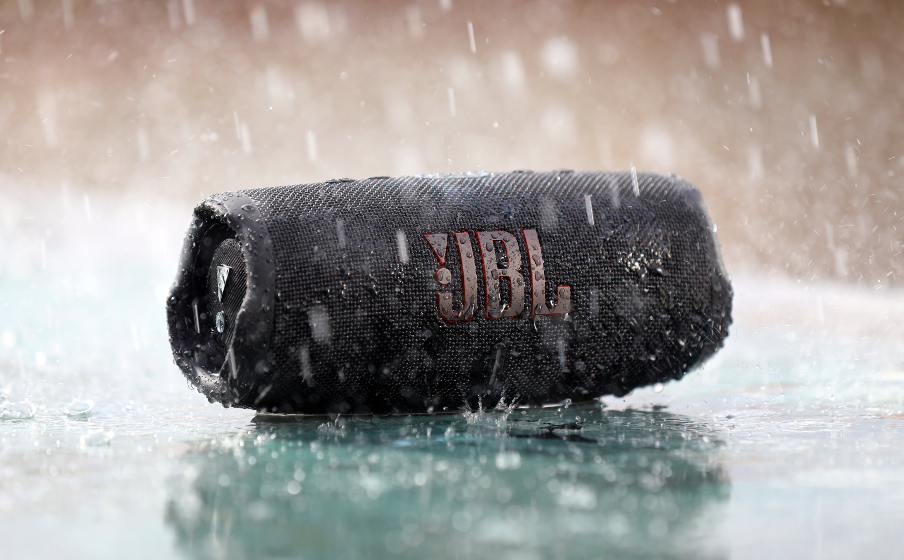 JBL Charge 5 Tomorrowland Edition Resistente al polvo y el agua conforme a la norma IP67 - Image